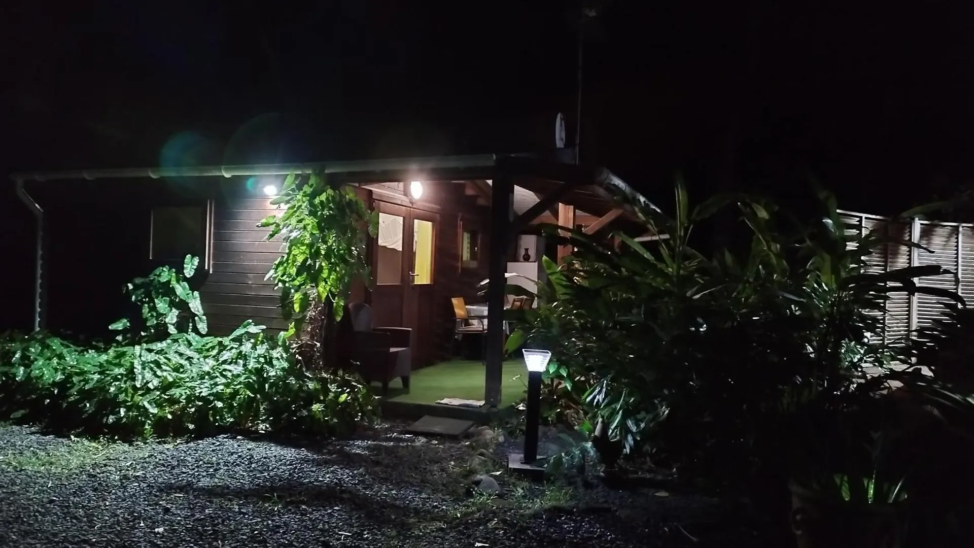 Insolite Arawakane Gîtes du Manial Pointe-Noire